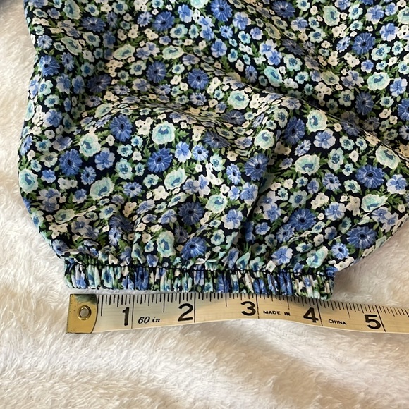 EUC Tommy Hilfiger Floral Garden Peasant Style Blouse - Picture 10 of 16